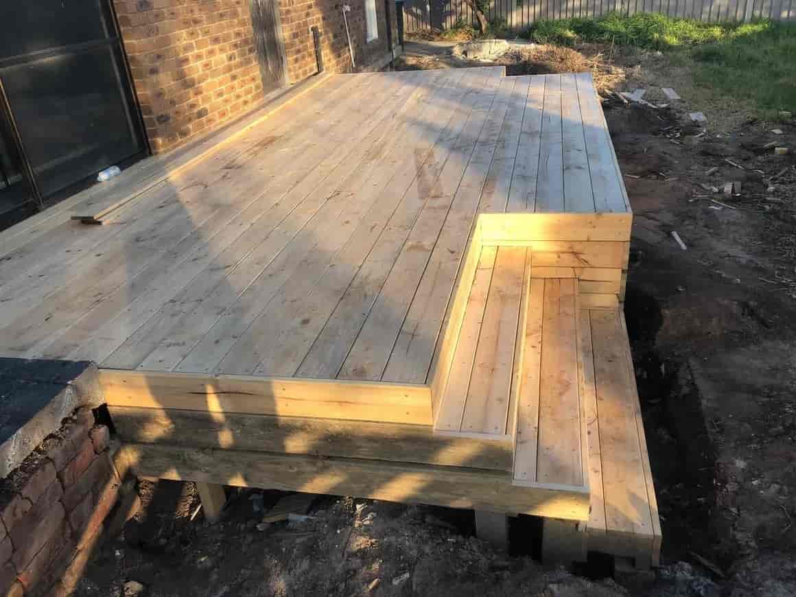 Deck Maintenance | NT Building Group